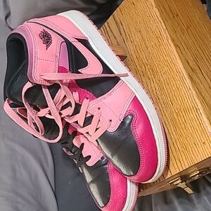 Girls Nike Hightop sneakers